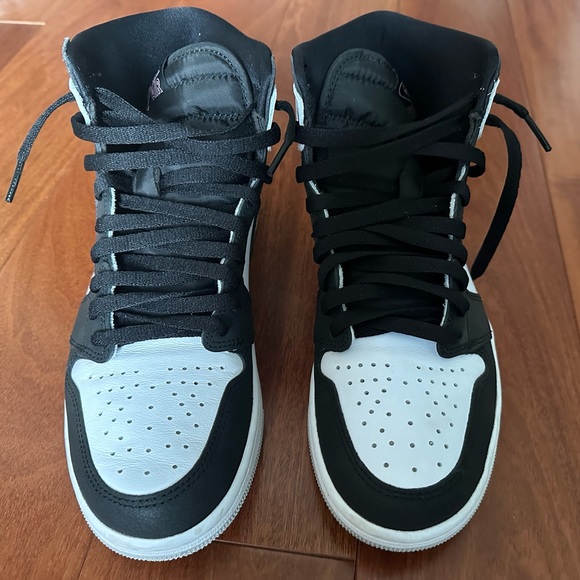 Air Jordan 1 High Retro OG Bleached Coral size 8 - Picture 1 of 8